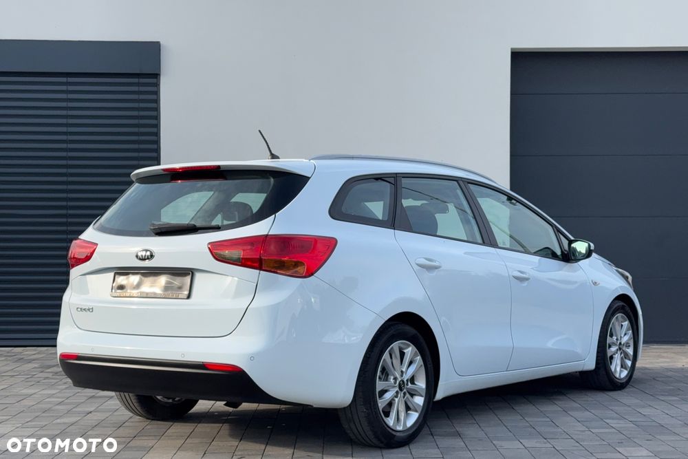 Kia Ceed 1.6 GDI Edition 7 - 5