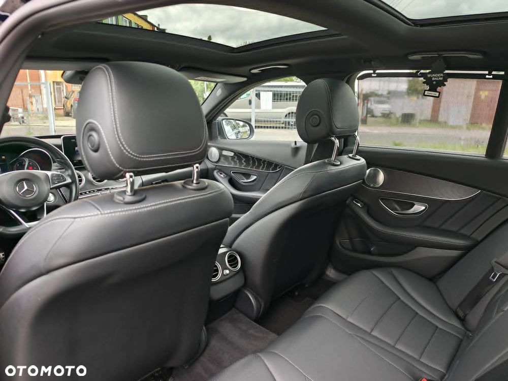 Mercedes-Benz Klasa C 180 (BlueTEC) d 7G-TRONIC AMG Line - 31