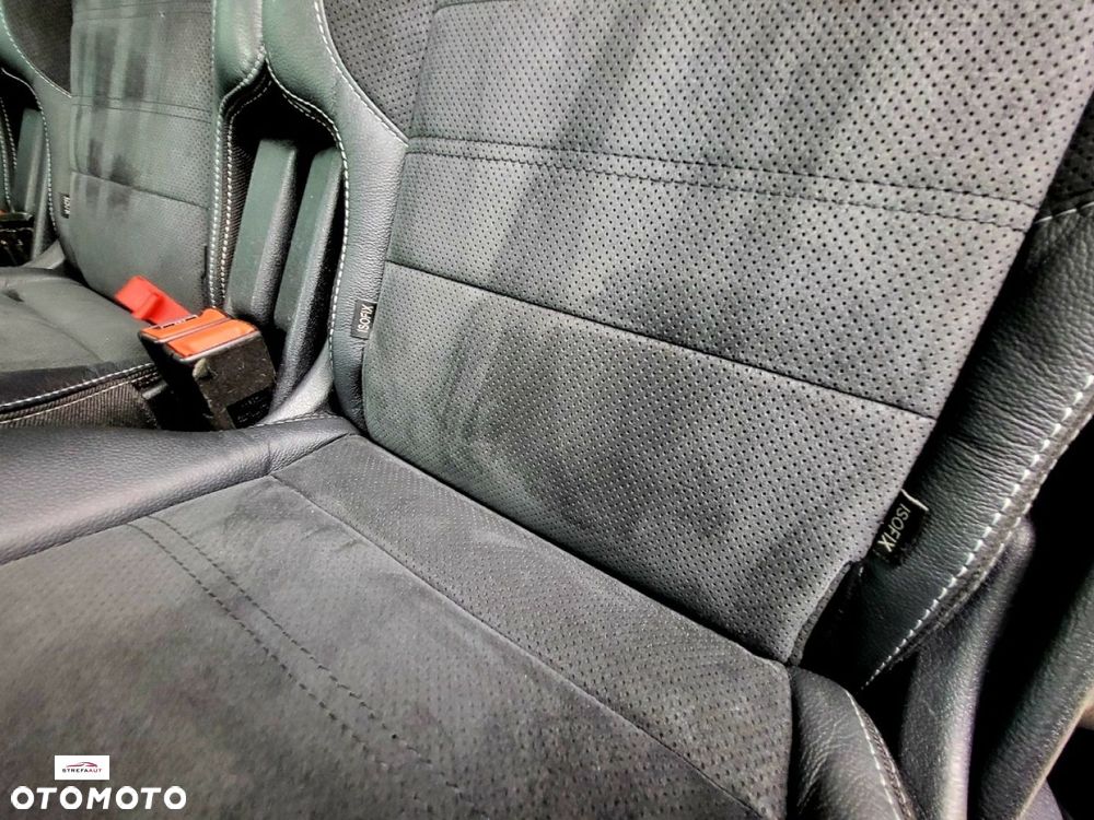 Ford S-Max - 17