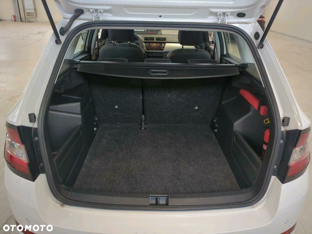 Skoda Fabia 1.0 TSI Ambition - 8