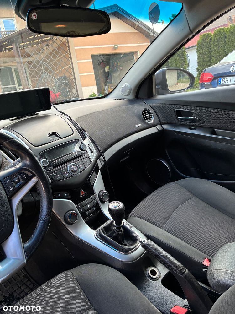 Chevrolet Cruze - 8