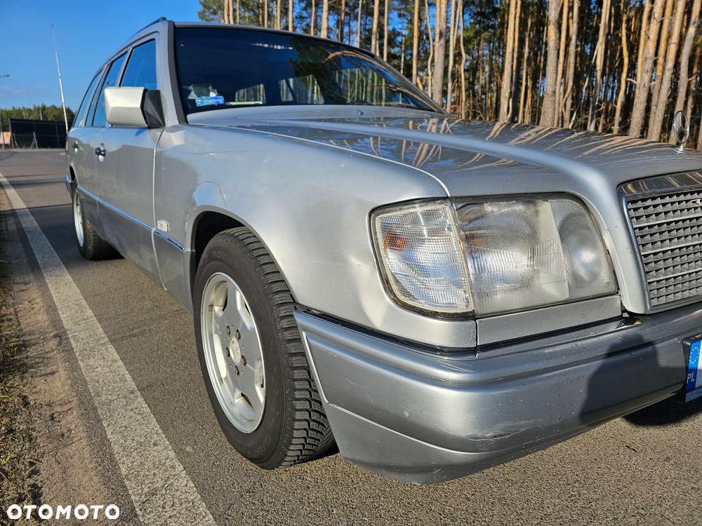 Mercedes-Benz W124 (1984-1993) - 13