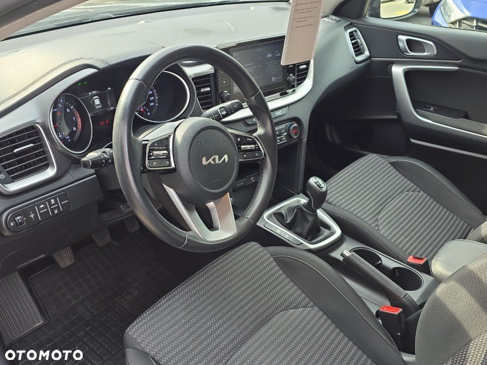 Kia XCeed - 9