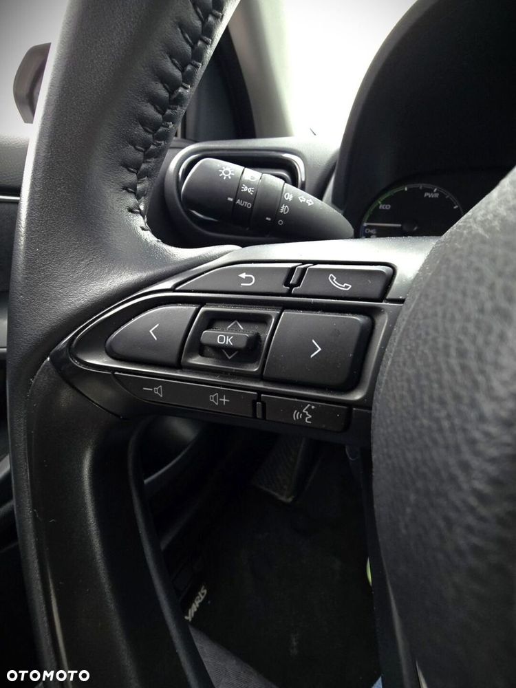 Toyota Yaris Hybrid 1.5 Comfort - 14