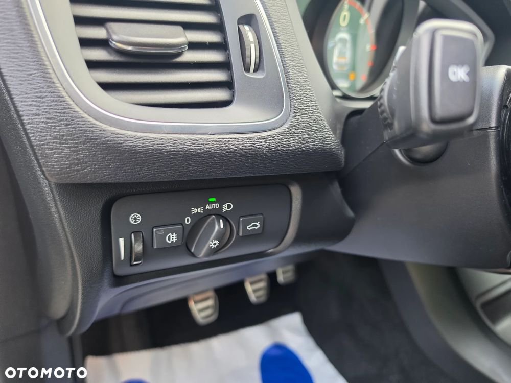 Volvo V40 D4 RDesign - 33