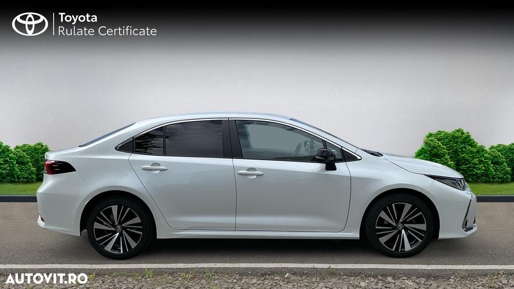 TOYOTA Corolla 2025 — imagine 17