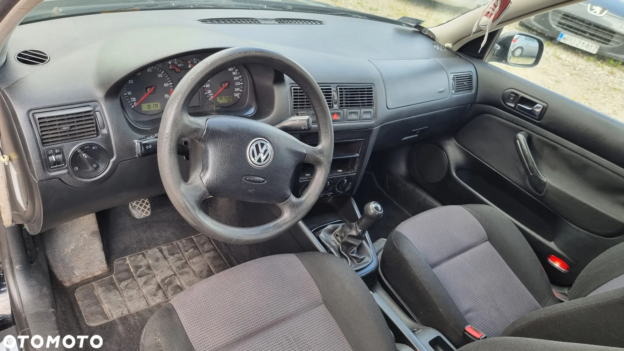 Volkswagen Golf IV 1.6 Comfortline - 10