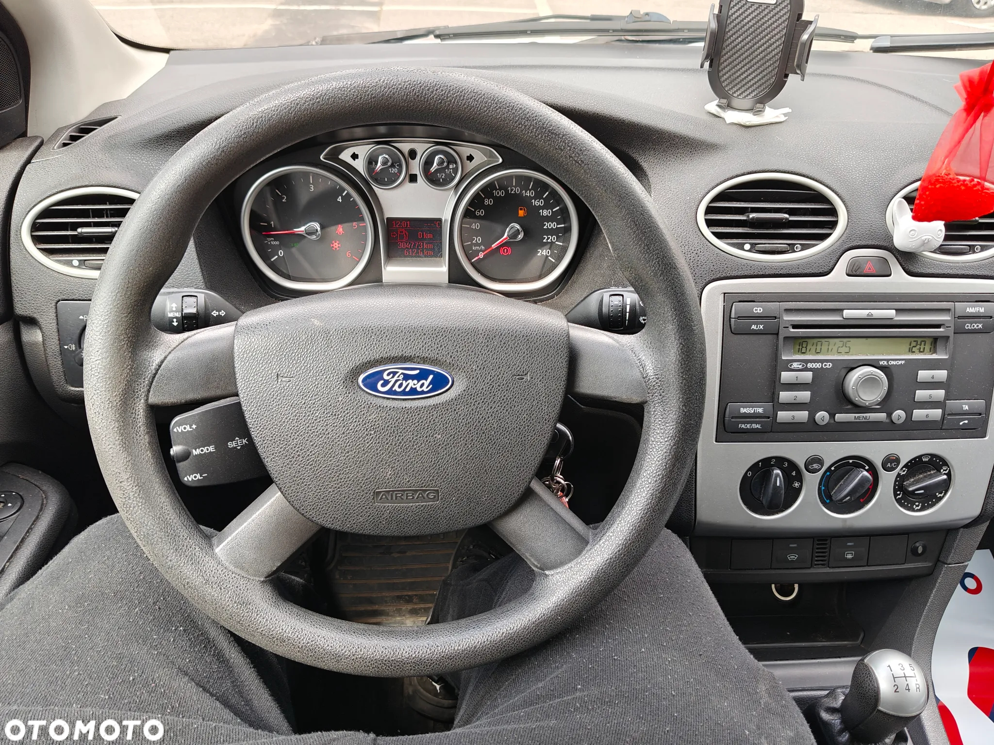 Ford Focus 1.8 TDCi Ambiente - 19