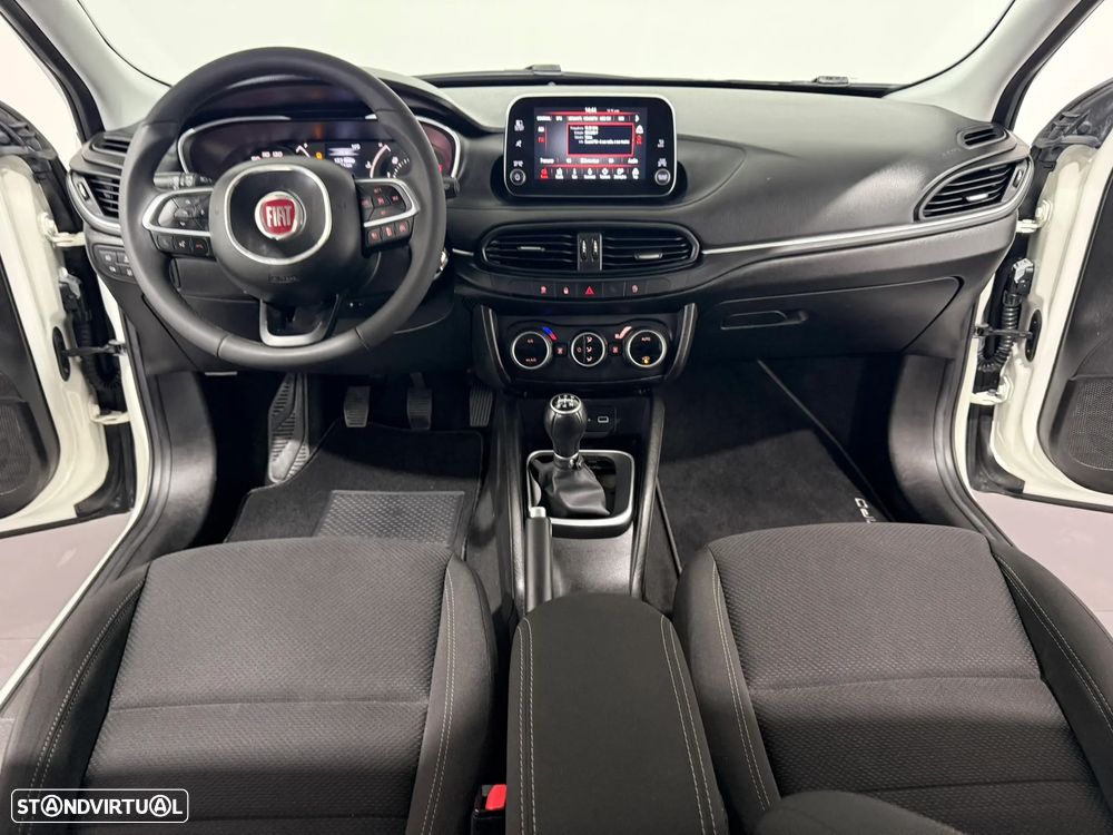 Fiat Tipo Station Wagon 1.3 M-Jet Lounge - 19