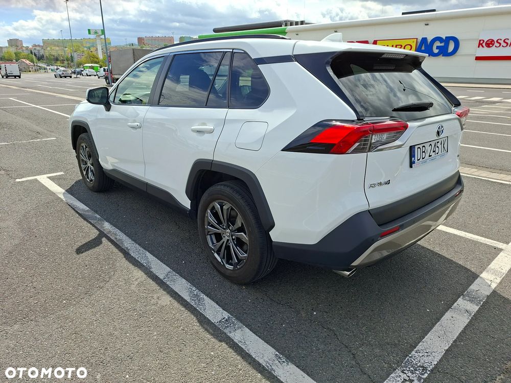 Toyota RAV4 - 7