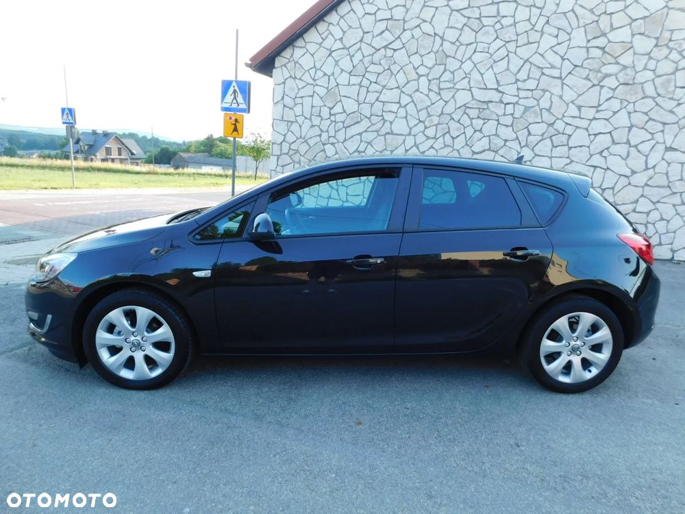 Opel Astra 1.4 Turbo Innovation - 4