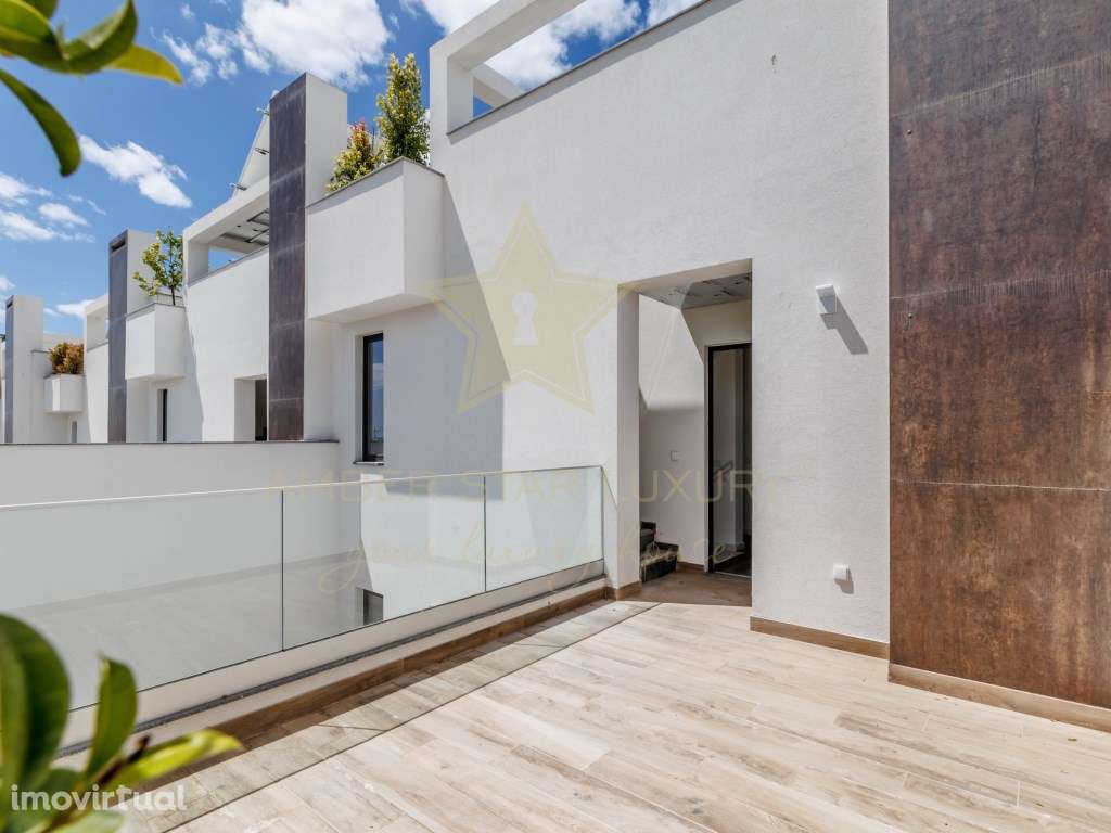 Moradia com 3 quartos com Piscina Privativa e Vista Mar - Grande imagem: 4/22