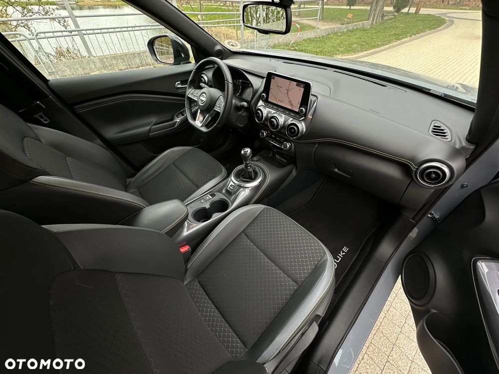 Nissan Juke 1.0 DIG-T Kiiro - 12