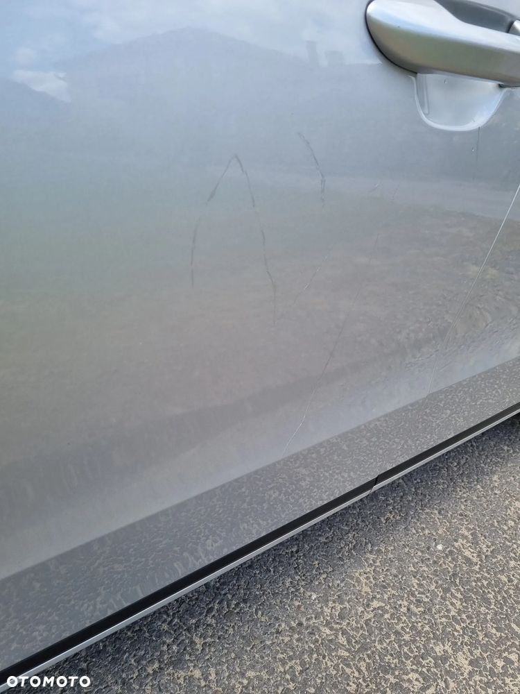 Volkswagen Passat 1.6 TDI BlueMotion - 9