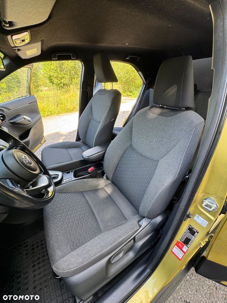 Toyota Yaris Cross Hybrid 1.5 Executive - 17