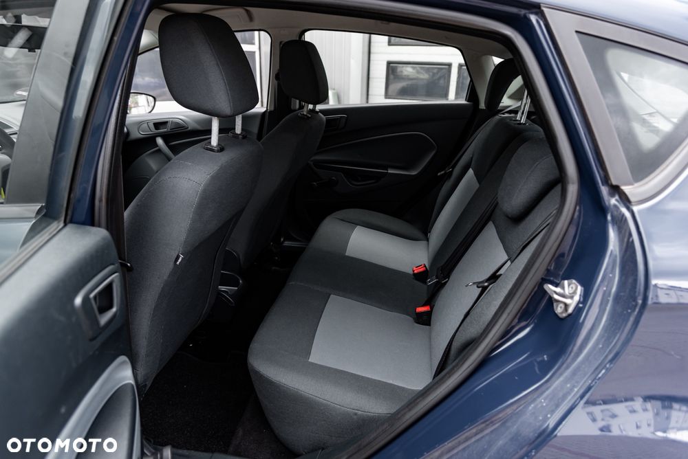 Ford Fiesta 1.25 Ambiente - 23