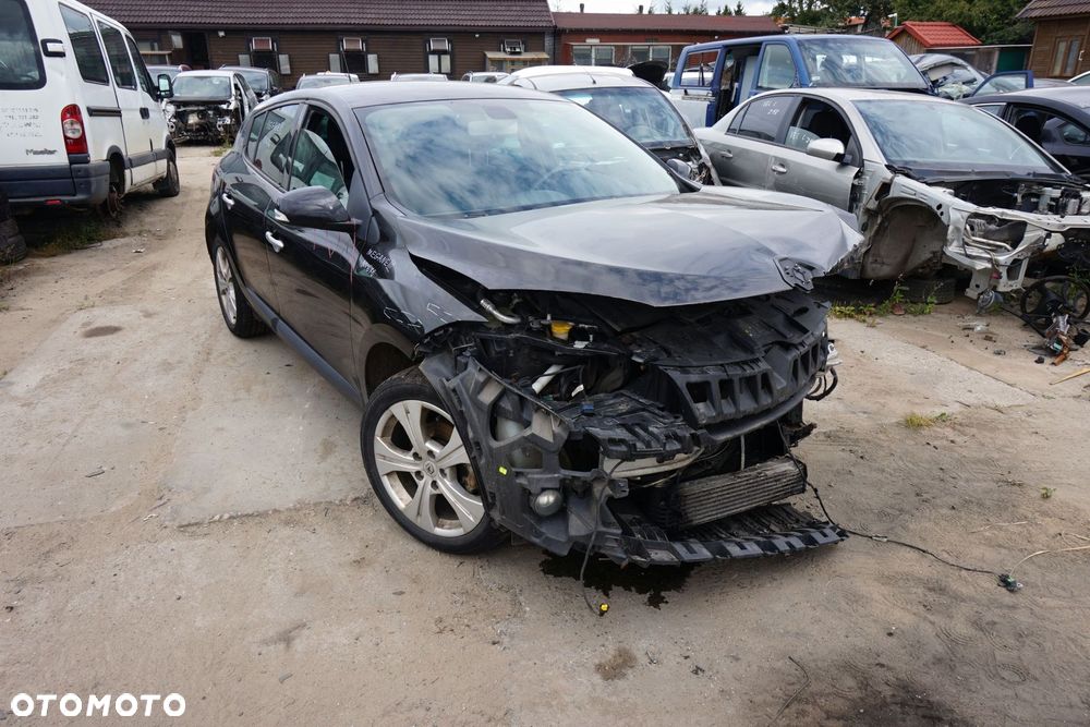 RENAULT MEGANE III PH1 5D HB 2009 NV676 1.9 DCI F9Q870 130KM ND4001 CZARNY na części - 7
