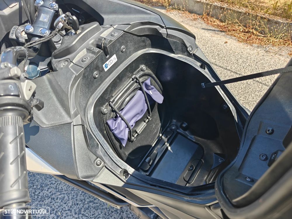 Honda NC750X RC90 1/1 - 12