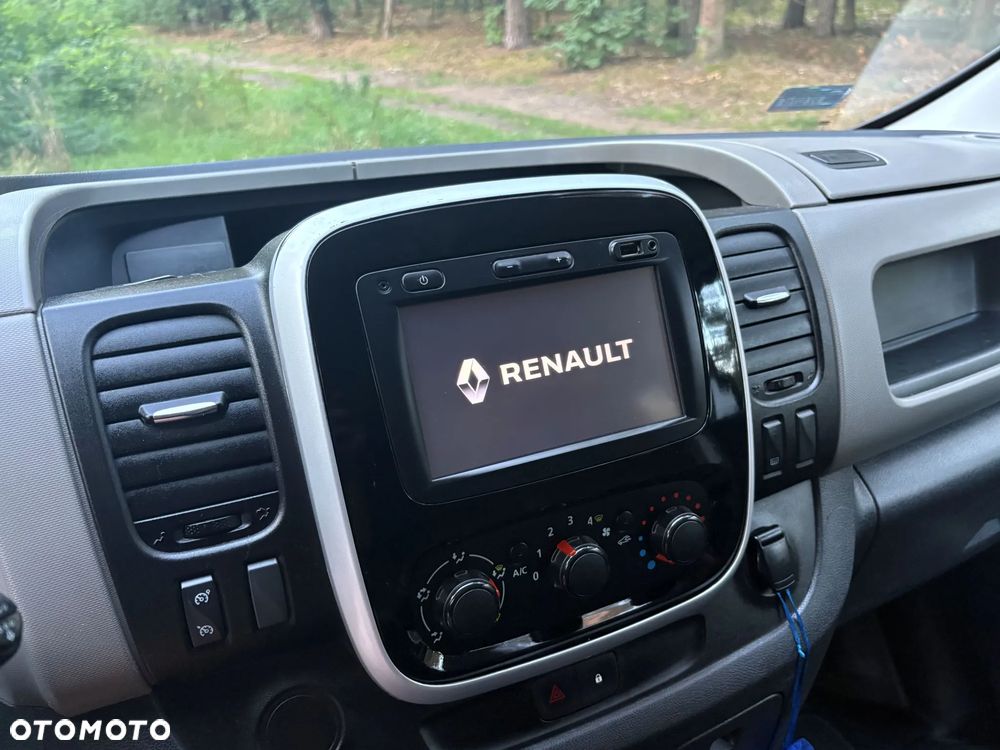 Renault Trafic - 9