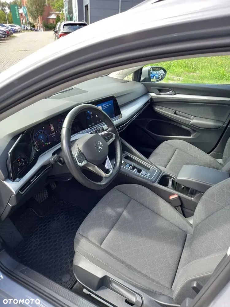 Volkswagen Golf - 9