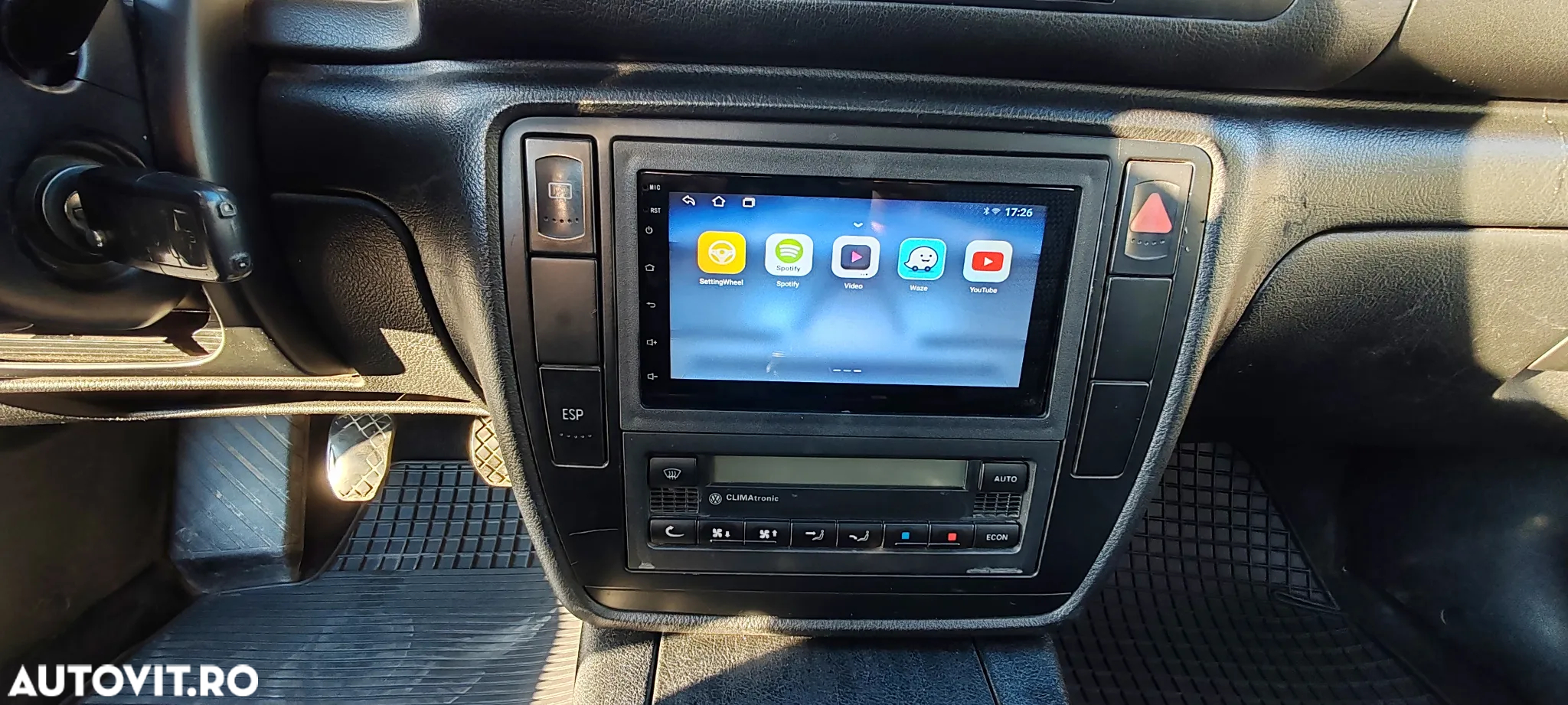 Volkswagen Passat - 18