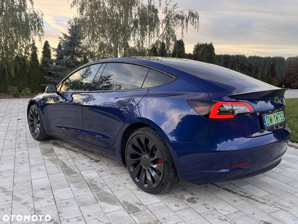 Tesla Model 3 2021 photo 3