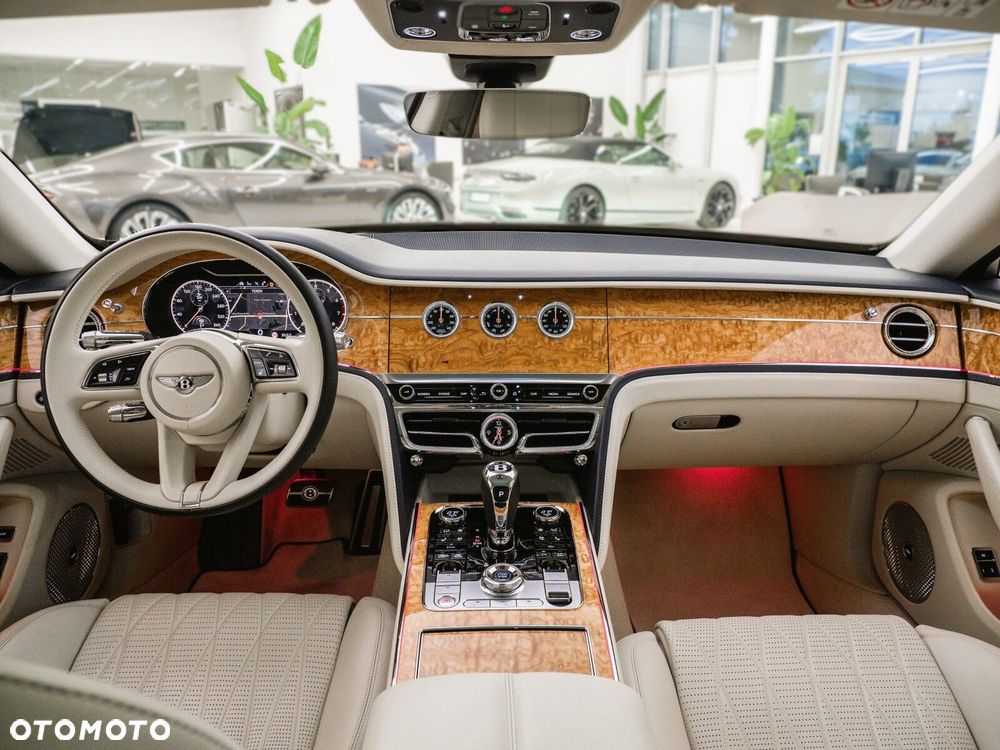 Bentley Flying Spur - 14