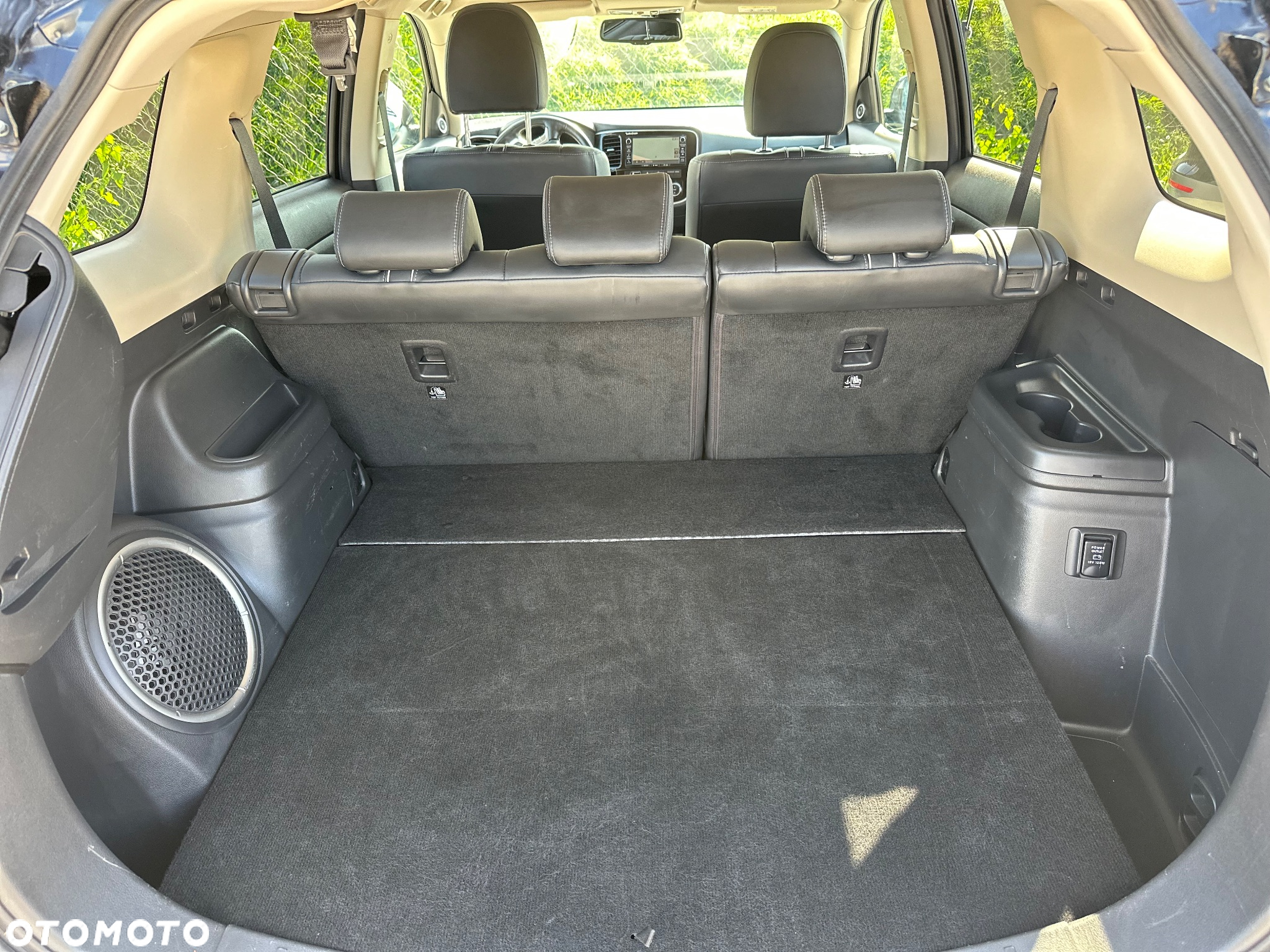 Mitsubishi Outlander 2.0 4WD Plug-In Hybrid Top - 8