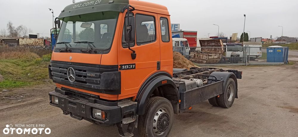 Mercedes-Benz SK 1831 4x4 - 1