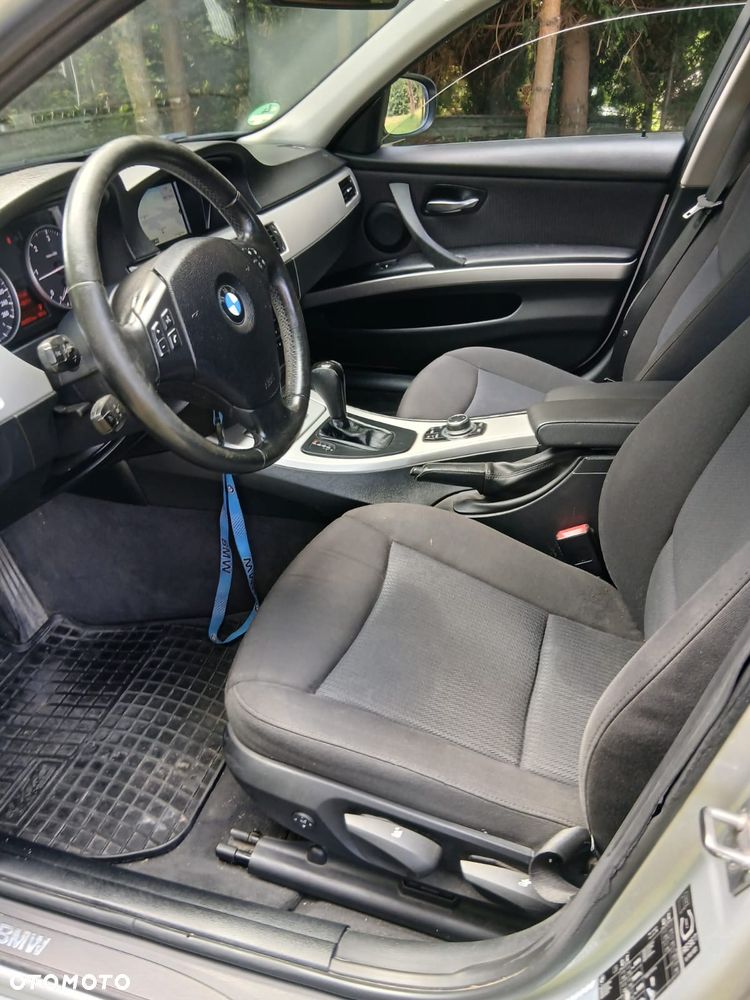BMW Seria 3 - 16