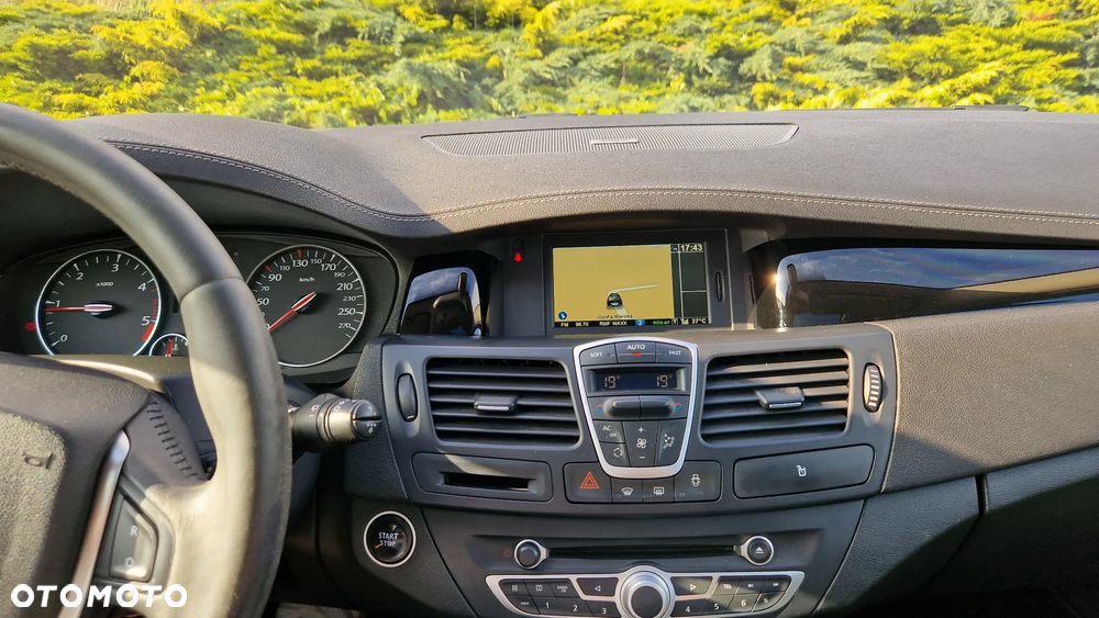 Renault Laguna 2.0 dCi Initiale - 16