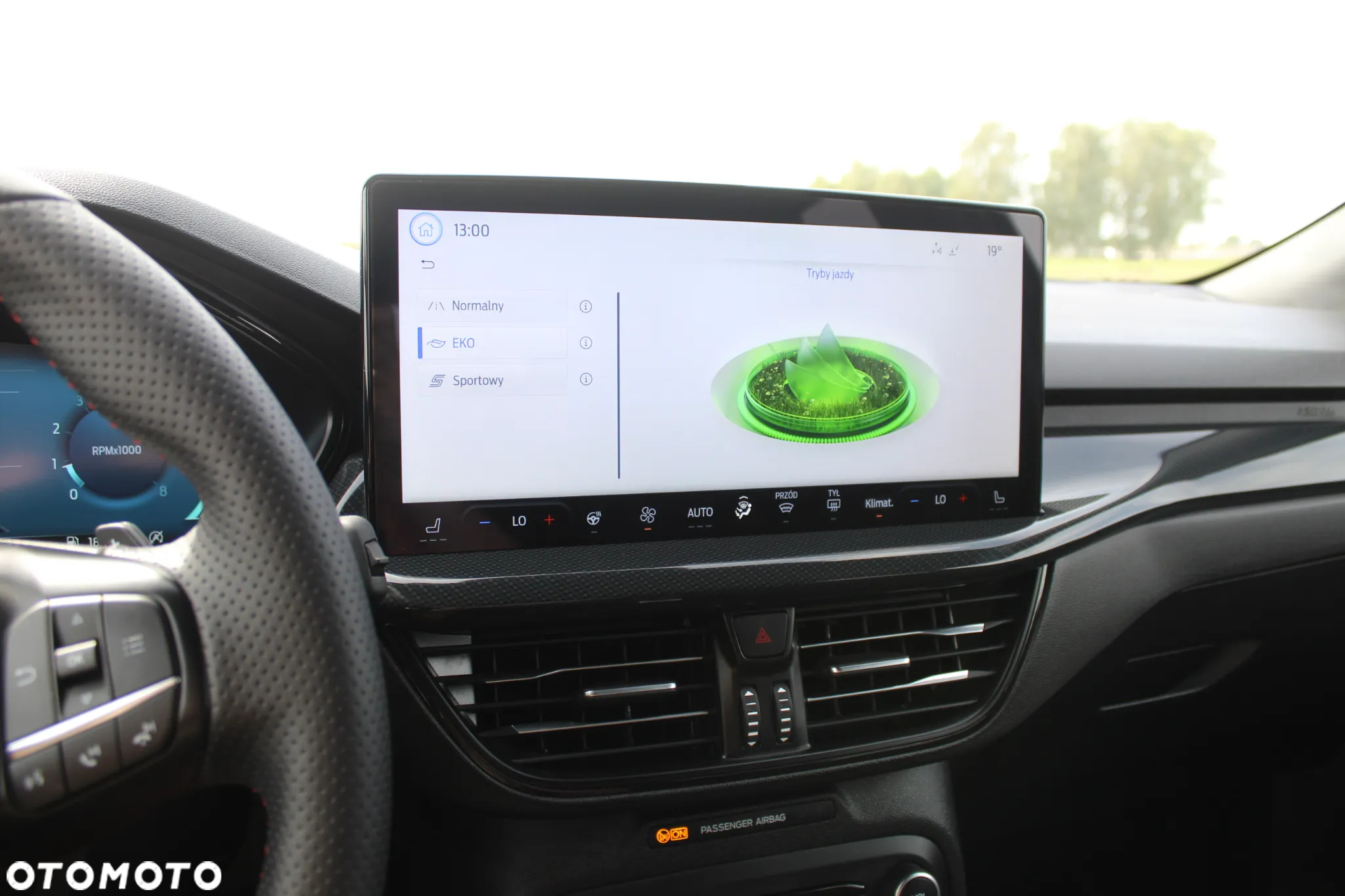 Ford Focus 1.0 EcoBoost Hybrid ST-LINE X - 35