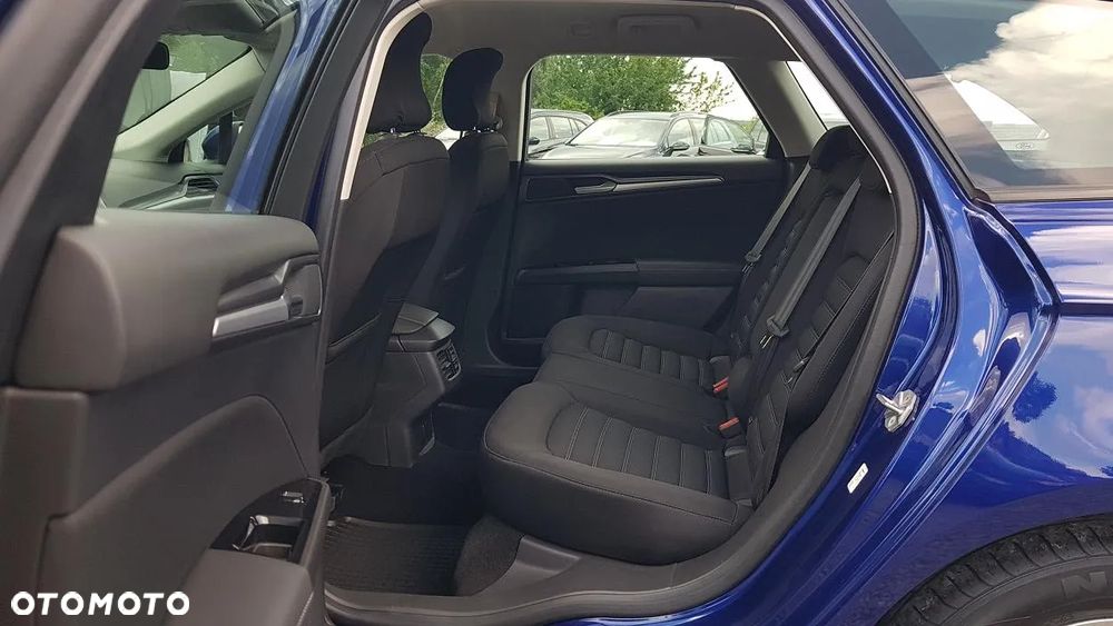 Ford Mondeo 2.0 TDCi Ambiente - 24