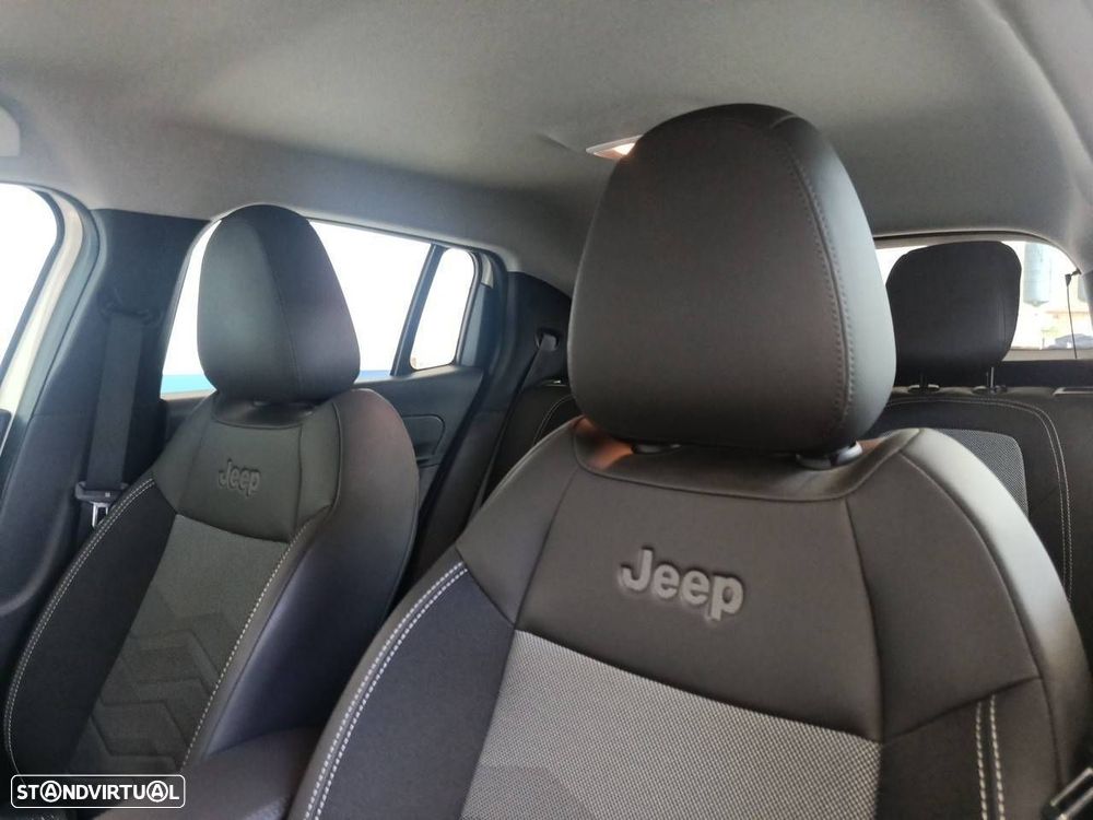 Jeep Avenger 1.2 TG Altitude - 9