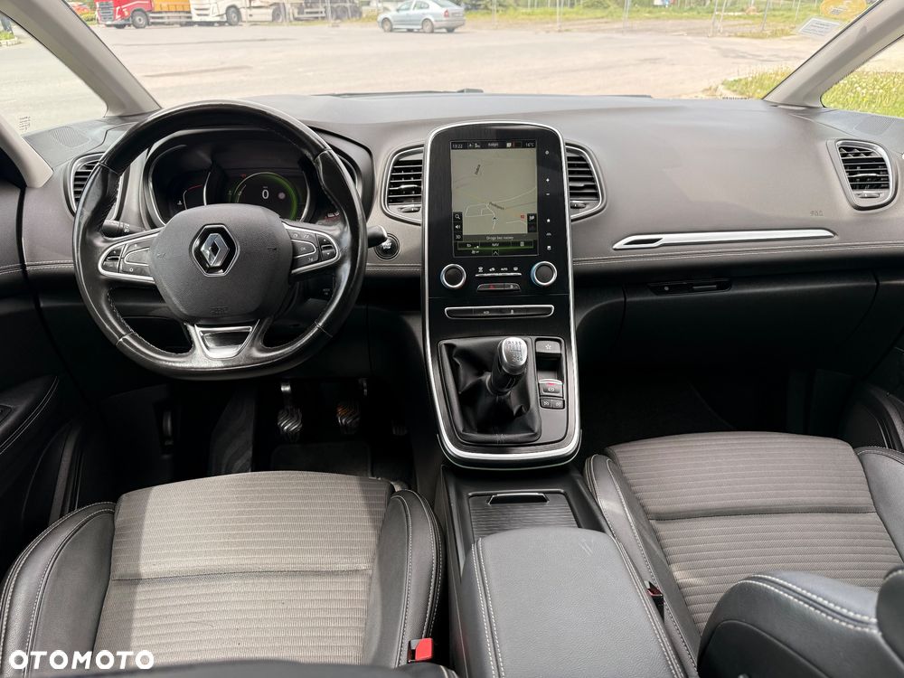 Renault Scenic - 11