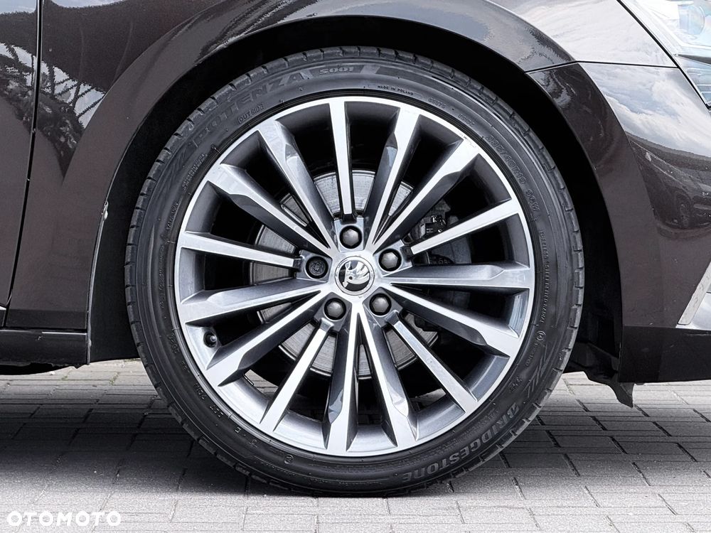 Skoda Superb 2.0 TSI L&K DSG - 6