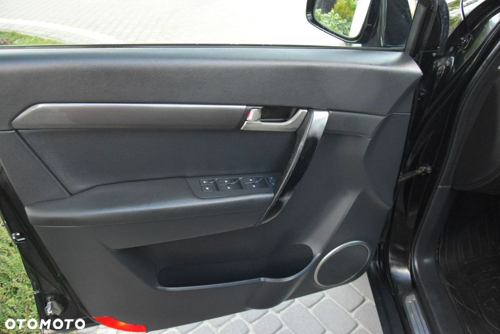 Chevrolet Captiva 2.0 4WD 7 Sitzer Automatik LT Exclusive - 25