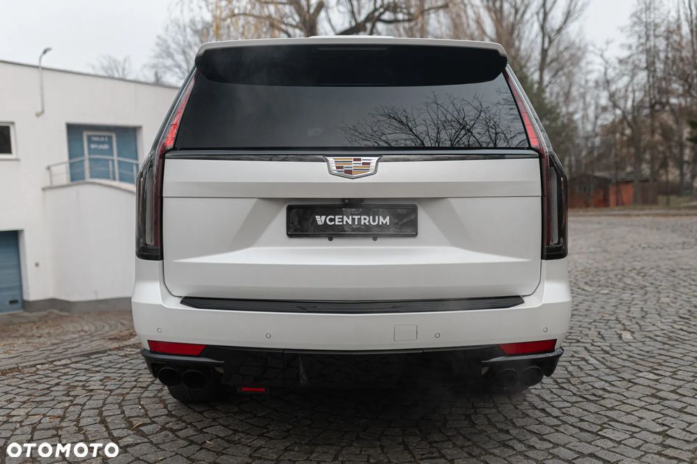 Cadillac Escalade - 10