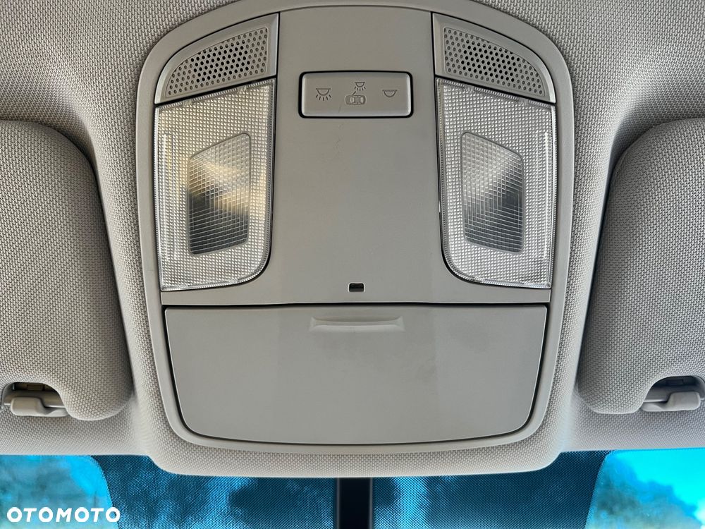 Hyundai Sonata - 29