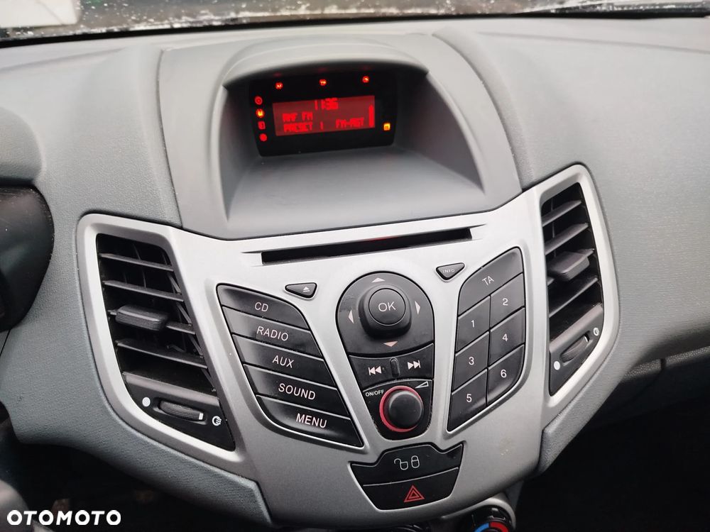 Ford Fiesta 1.25 Silver X - 16