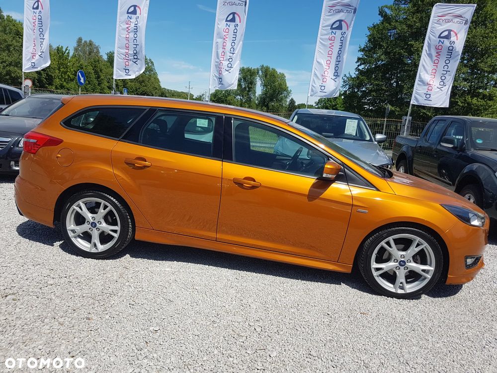 Ford Focus 1.0 EcoBoost Start-Stopp-System ST-LINE - 30
