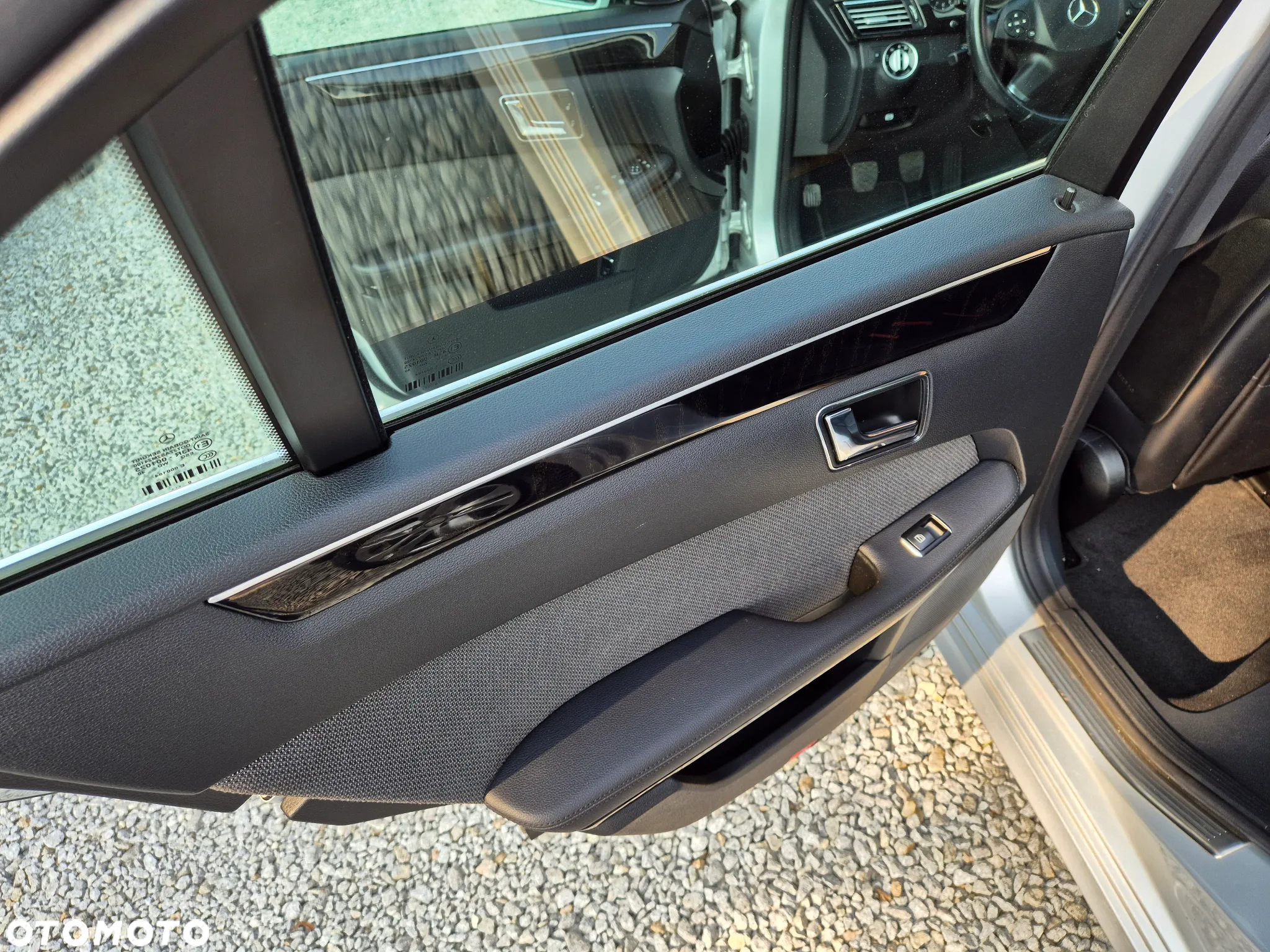 Mercedes-Benz Klasa E 200 CDI Avantgarde - 25