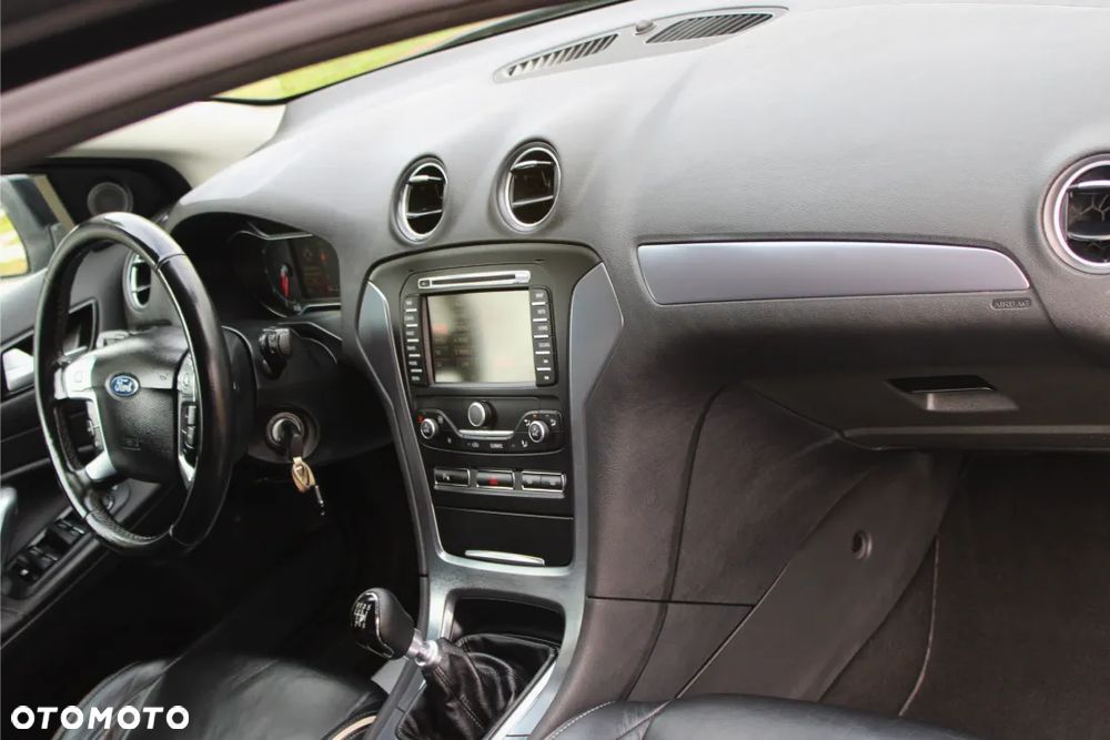 Ford Mondeo 2.0 TDCi Titanium X - 17