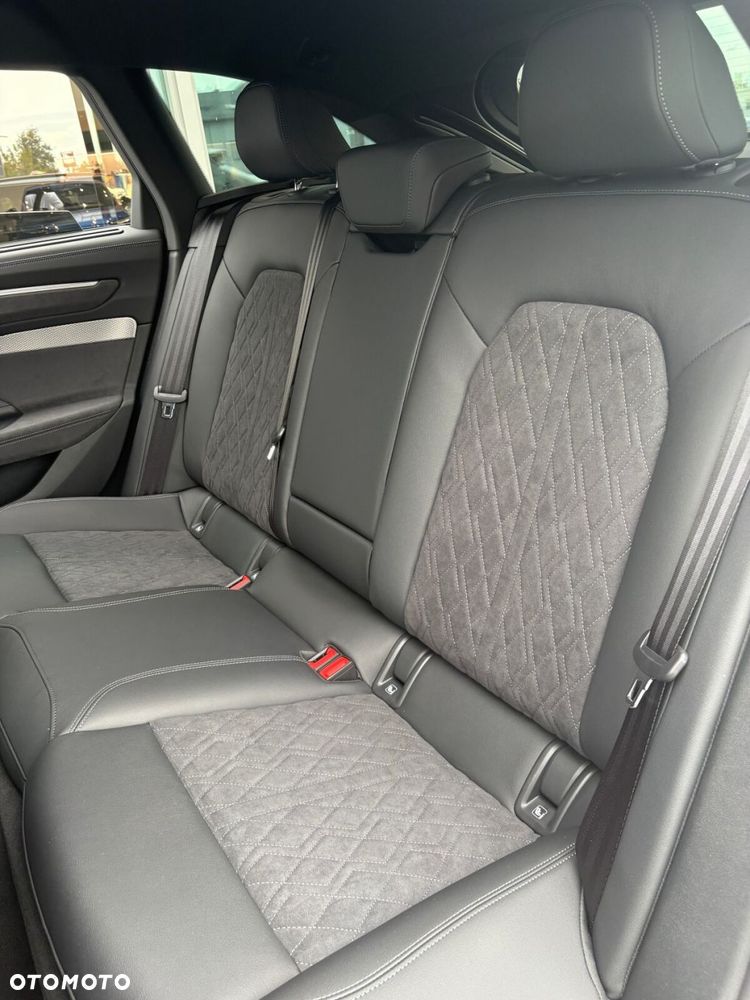 Audi A6 Avant - 13