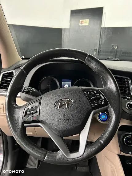 Hyundai Tucson 2.0 CRDi 4WD Premium - 9