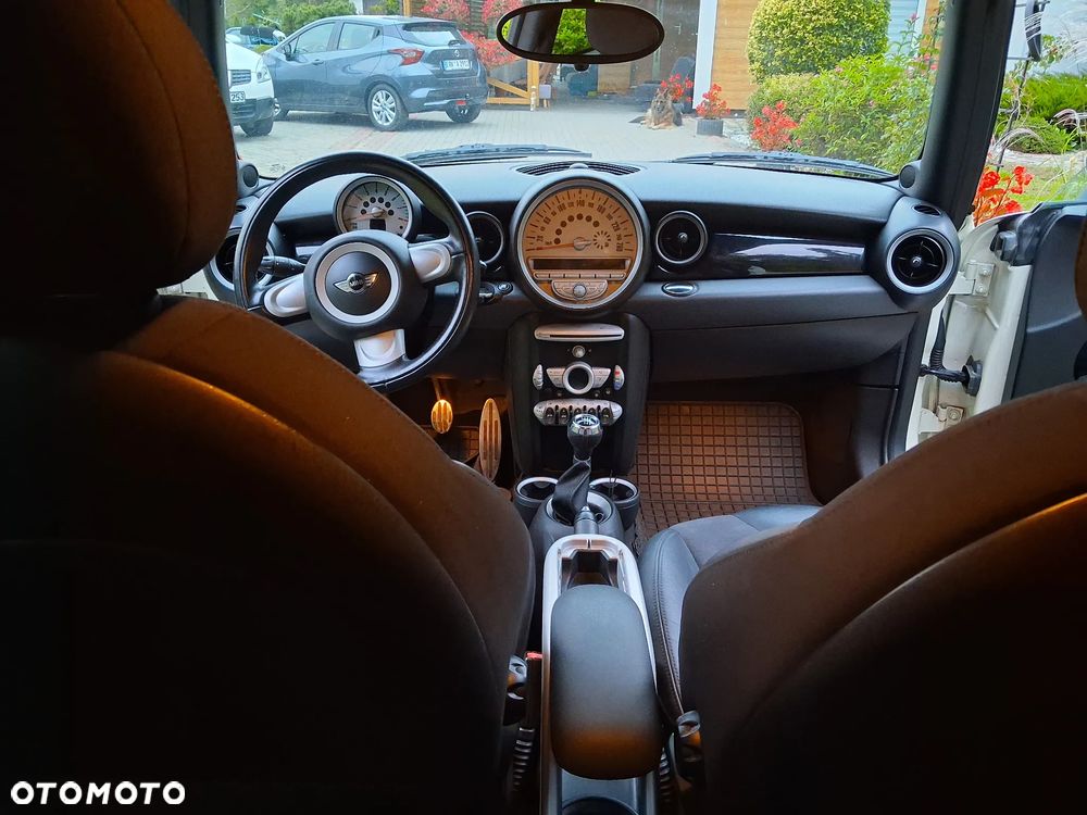 MINI Cooper S Standard - 11