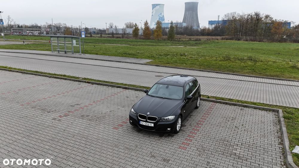 BMW Seria 3 318i - 8