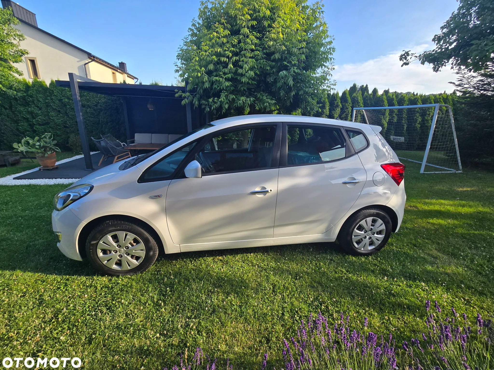 Hyundai ix20 - 3