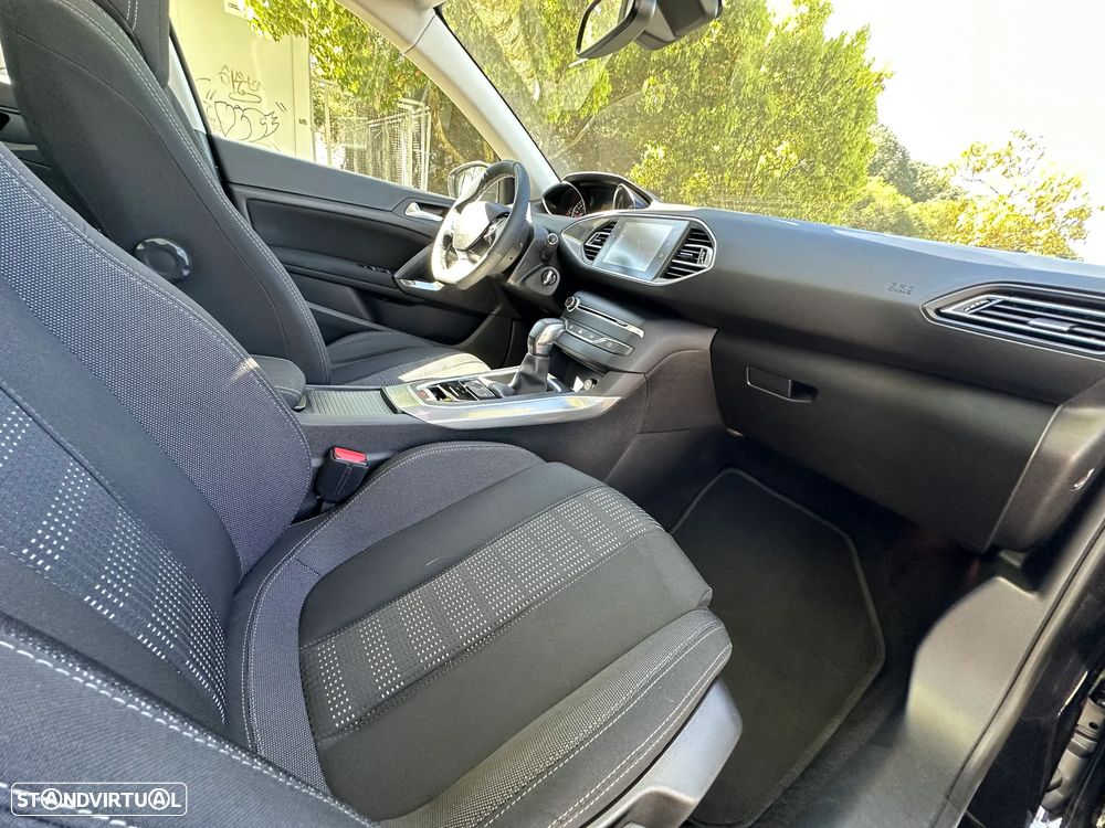 Peugeot 308 SW 1.6 BlueHDi Allure J17 EAT6 - 34