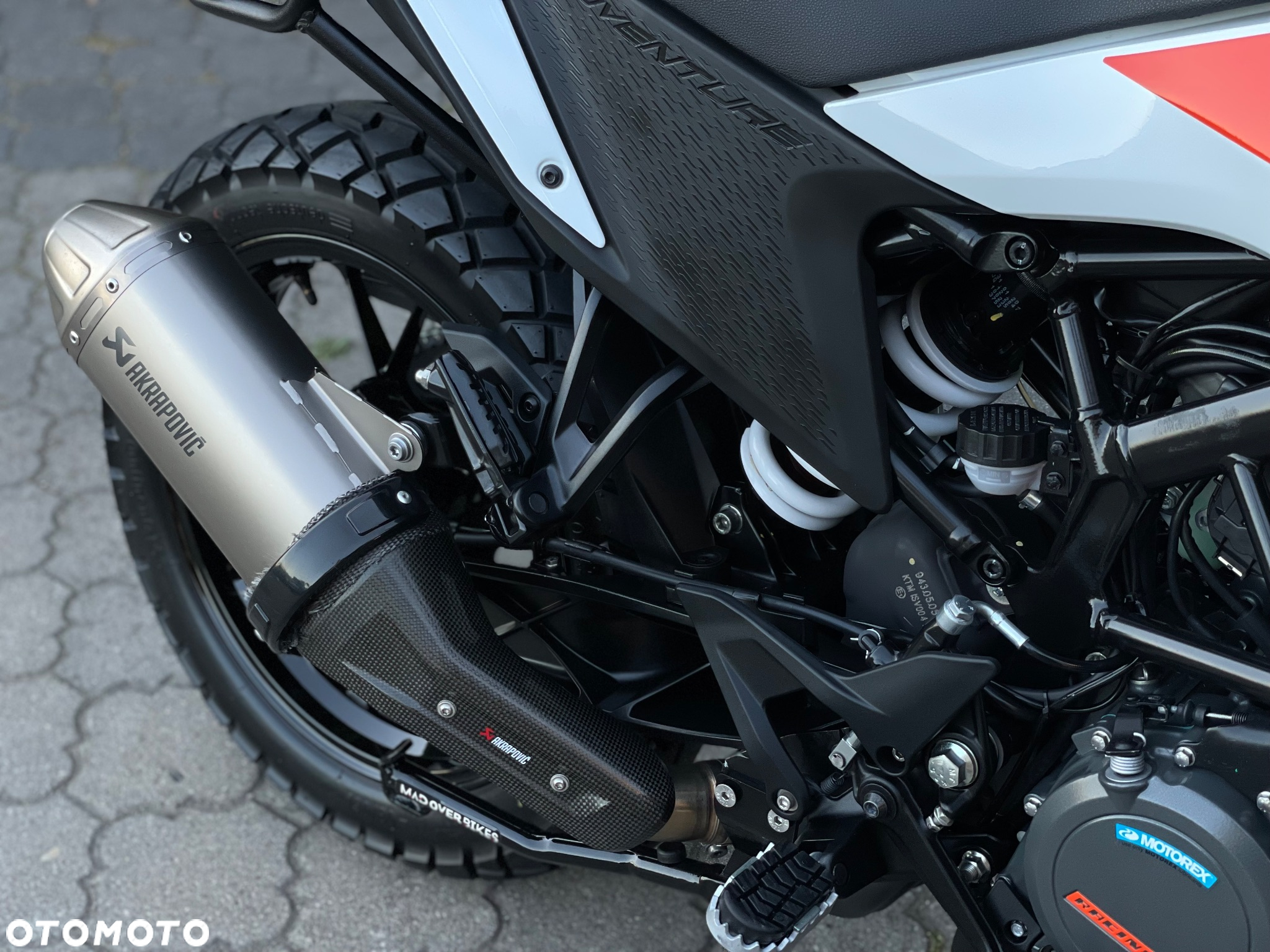 KTM Adventure - 15